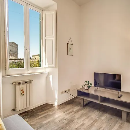 Apartment Colosseo View *
